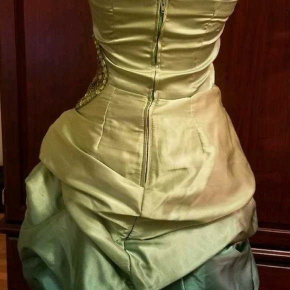 🦋5 for $15 item!Green satin mini dress - Picture 3 of 3